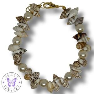 Handmade Gold Wire Bracelet with Shell and Pearl Beads